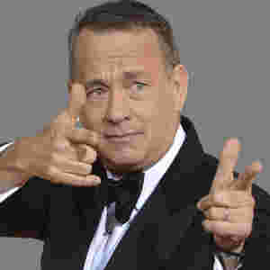 Tom Hanks - JpegLow